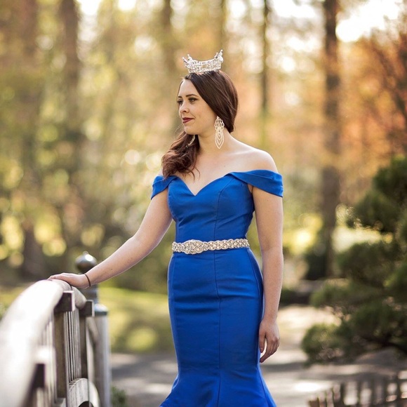 Lucci Lu Size 4 - Picture 2 of 2